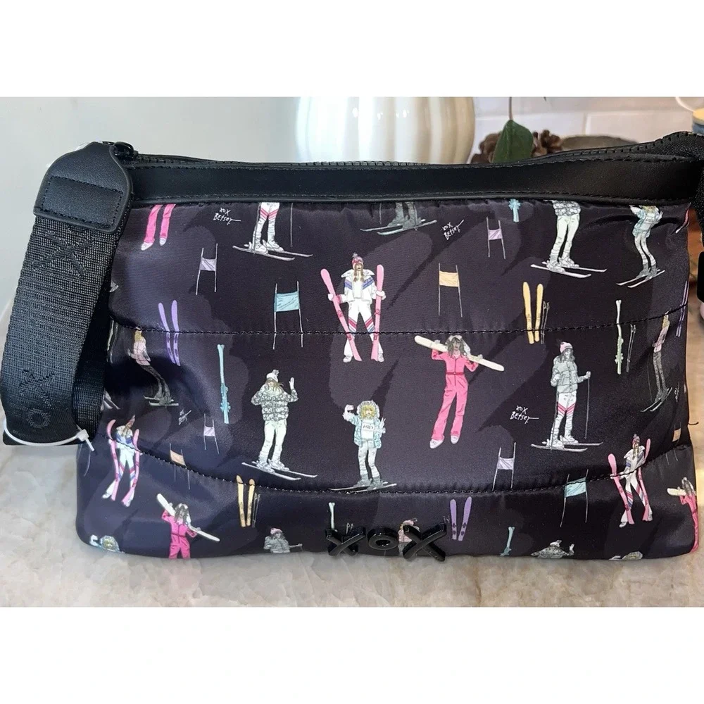 Betsey Johnson Apres Ski School Wristlet Zipper Bag New